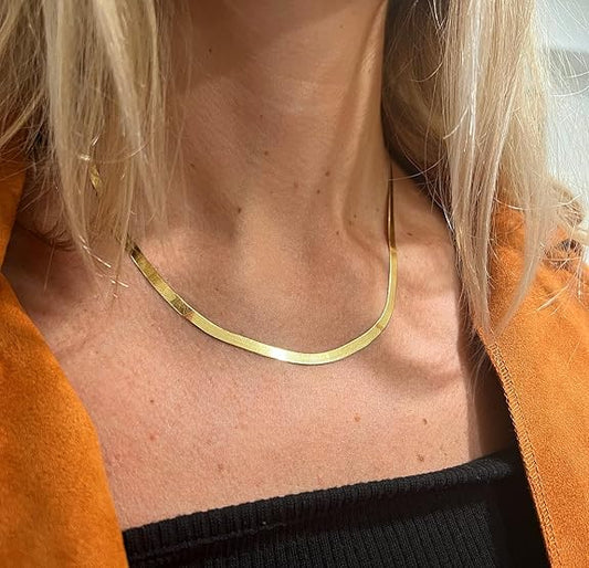 Serpenté Necklace