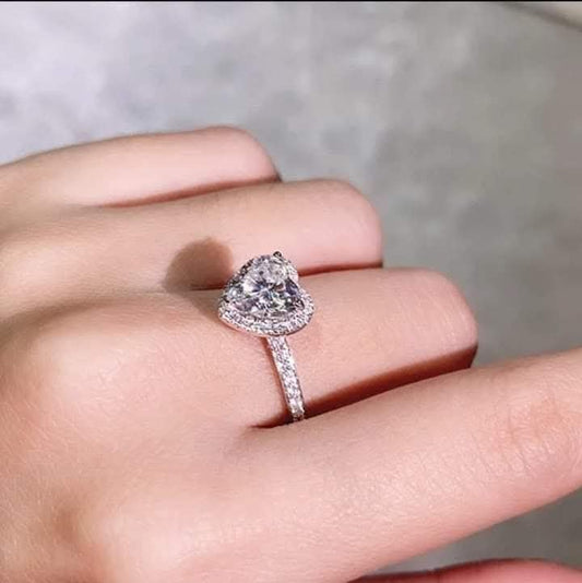 White Heart Ring