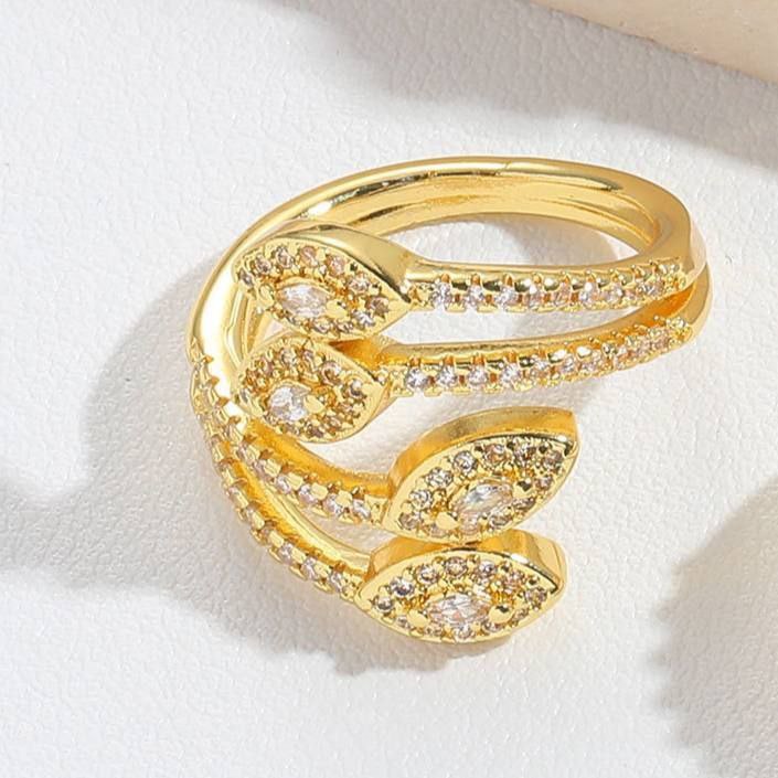 Twirl Glow Ring